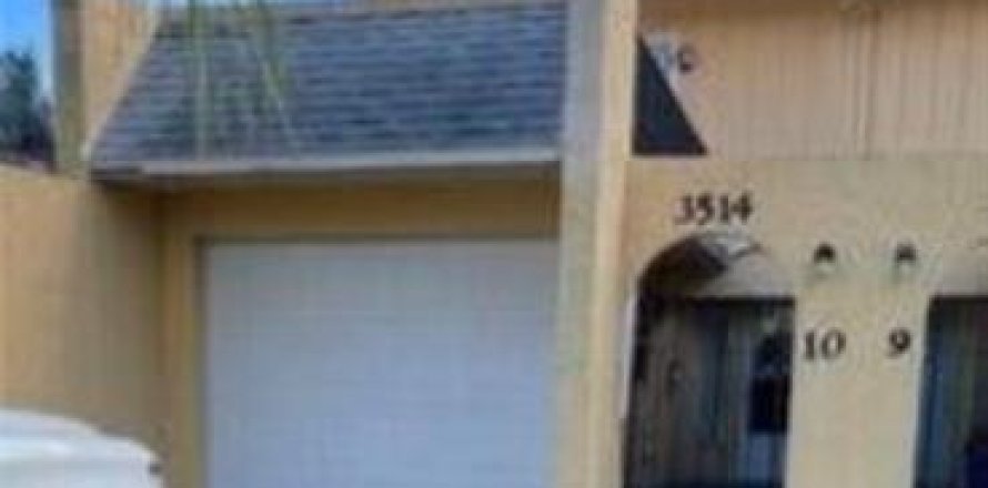 Condo à Titusville, Floride, 2 chambres № 1833395