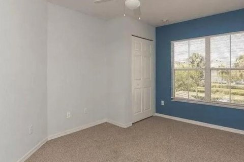 Townhouse in Kissimmee, Florida 3 bedrooms, 120.4 sq.m. № 2384262 - photo 7