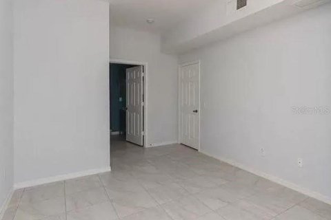 Townhouse in Kissimmee, Florida 3 bedrooms, 120.4 sq.m. № 2384262 - photo 6