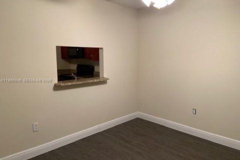 Apartamento en alquiler en Plantation, Florida, 1 dormitorio, 70.98 m2 № 2026368 - foto 17