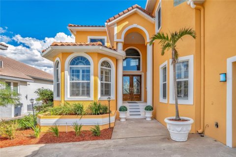 House in Apollo Beach, Florida 4 bedrooms, 301.1 sq.m. № 2116522 - photo 2