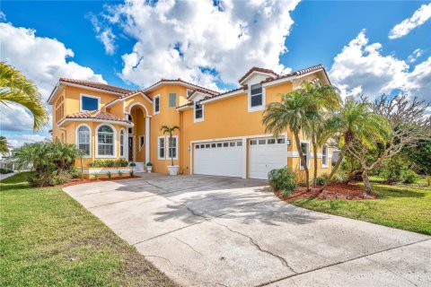 House in Apollo Beach, Florida 4 bedrooms, 301.1 sq.m. № 2116522 - photo 3