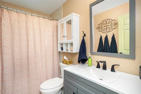 House in Pinellas Park, Florida 4 bedrooms, 129.69 sq.m. № 1843262 - photo 17