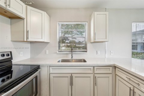 Condominio en venta en Deerfield Beach, Florida, 1 dormitorio, 65.03 m2 № 1848885 - foto 7