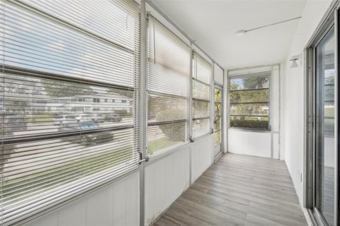 Condominio en venta en Deerfield Beach, Florida, 1 dormitorio, 65.03 m2 № 1848885 - foto 16