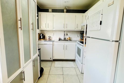 Купить кондоминиум в Дирфилд-Бич, Флорида 1 комната, 76.18м2, № 2146266 - фото 6