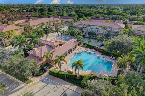 Condo in Pembroke Pines, Florida, 2 bedrooms  № 1858600 - photo 30