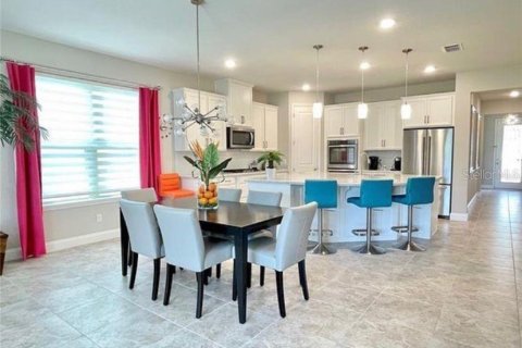 Casa en venta en Windermere, Florida, 4 dormitorios, 206.61 m2 № 1827029 - foto 4