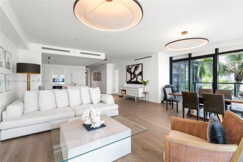 Condominio en venta en Hollywood, Florida, 3 dormitorios, 203.73 m2 № 1977579 - foto 21