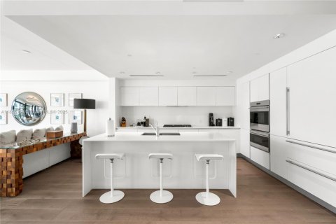 Condominio en venta en Hollywood, Florida, 3 dormitorios, 203.73 m2 № 1977579 - foto 12