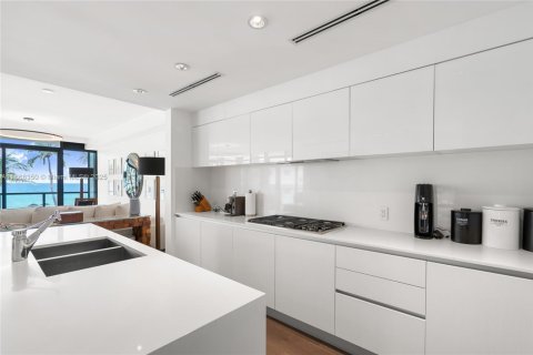 Condominio en venta en Hollywood, Florida, 3 dormitorios, 203.73 m2 № 1977579 - foto 16