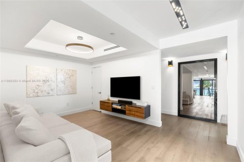 Condominio en venta en Hollywood, Florida, 3 dormitorios, 203.73 m2 № 1977579 - foto 8