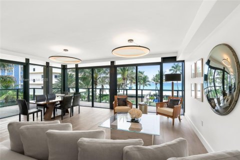 Condominio en venta en Hollywood, Florida, 3 dormitorios, 203.73 m2 № 1977579 - foto 5