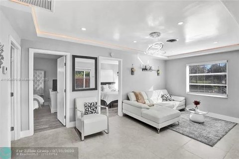 Casa en alquiler en Hollywood, Florida, 3 dormitorios, 165.55 m2 № 1956506 - foto 5
