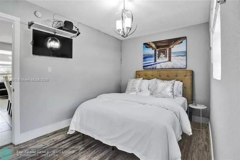 Casa en alquiler en Hollywood, Florida, 3 dormitorios, 165.55 m2 № 1956506 - foto 9