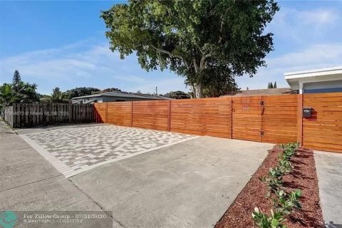 Casa en alquiler en Hollywood, Florida, 3 dormitorios, 165.55 m2 № 1956506 - foto 11