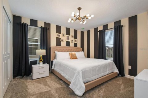 House in Kissimmee, Florida 8 bedrooms, 398.46 sq.m. № 1560788 - photo 25