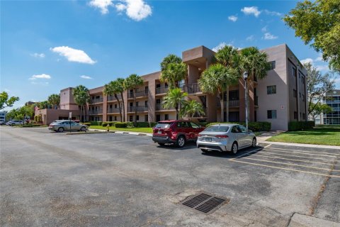 Condo à Tamarac, Floride, 2 chambres  № 2175449
