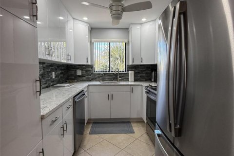 Copropriété à vendre à Tamarac, Floride: 2 chambres, 93.83 m2 № 2175449 - photo 7