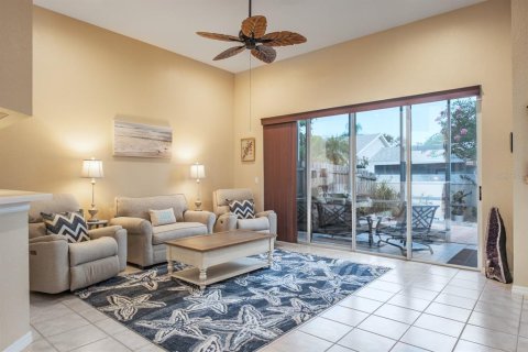 House in Dunedin, Florida 3 bedrooms, 155.8 sq.m. № 1884789 - photo 19