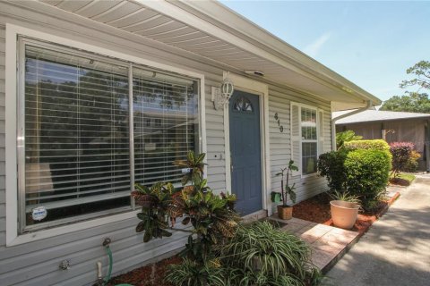 Townhouse in Altamonte Springs, Florida 2 bedrooms, 84.73 sq.m. № 1760403 - photo 3