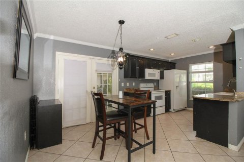 Townhouse in Altamonte Springs, Florida 2 bedrooms, 84.73 sq.m. № 1760403 - photo 4