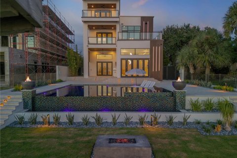 Casa en venta en New Smyrna Beach, Florida, 5 dormitorios, 510.96 m2 № 1566658 - foto 18