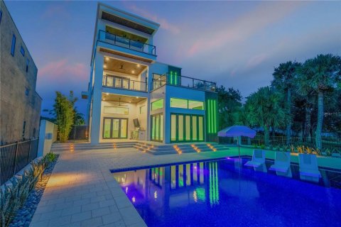 Casa en venta en New Smyrna Beach, Florida, 5 dormitorios, 510.96 m2 № 1566658 - foto 5