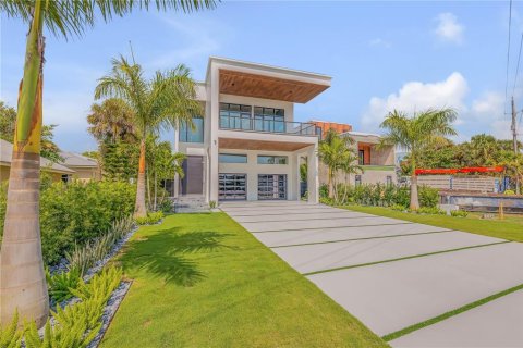 Casa en venta en New Smyrna Beach, Florida, 5 dormitorios, 510.96 m2 № 1566658 - foto 16