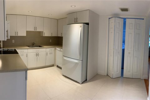 Copropriété à vendre à Weston, Floride: 2 chambres, 114.73 m2 № 1978819 - photo 9