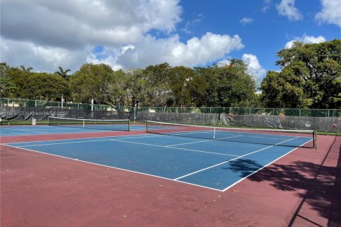 Copropriété à vendre à Weston, Floride: 2 chambres, 114.73 m2 № 1978819 - photo 25