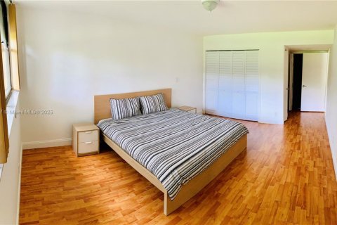 Copropriété à vendre à Weston, Floride: 2 chambres, 114.73 m2 № 1978819 - photo 4