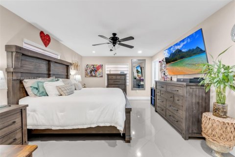 Купить виллу или дом в Опа-Локка, Флорида 3 спальни, 112.6м2, № 1933726 - фото 11