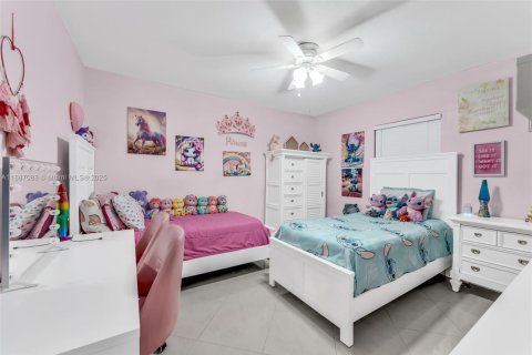 Купить виллу или дом в Опа-Локка, Флорида 3 спальни, 112.6м2, № 1933726 - фото 9