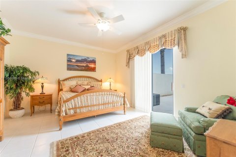 House in Palm Beach Gardens, Florida 3 bedrooms, 188.41 sq.m. № 1892494 - photo 20