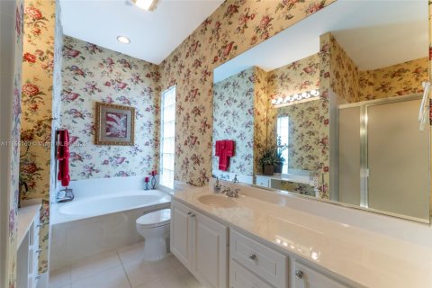 House in Palm Beach Gardens, Florida 3 bedrooms, 188.41 sq.m. № 1892494 - photo 25