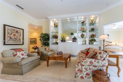 House in Palm Beach Gardens, Florida 3 bedrooms, 188.41 sq.m. № 1892494 - photo 12