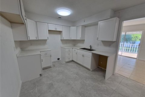 Villa ou maison à louer à Beverly Hills, Floride: 3 chambres, 120.22 m2 № 2157017 - photo 7
