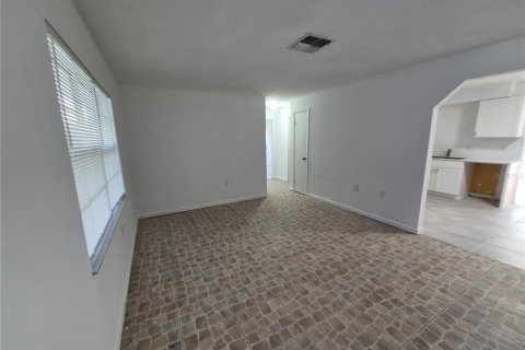 Villa ou maison à louer à Beverly Hills, Floride: 3 chambres, 120.22 m2 № 2157017 - photo 4