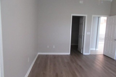 Villa ou maison à vendre à Zephyrhills, Floride: 4 chambres, 194.07 m2 № 2410487 - photo 5