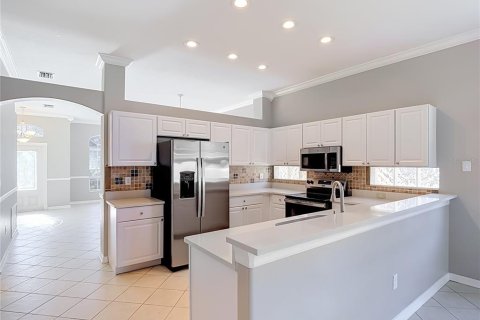 Villa ou maison à vendre à Zephyrhills, Floride: 4 chambres, 194.07 m2 № 2410487 - photo 23