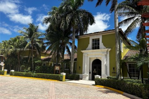 Condo in Miramar, Florida, 2 bedrooms  № 1998598 - photo 16