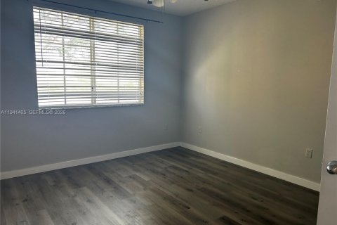 Condo in Miramar, Florida, 2 bedrooms  № 1998598 - photo 7