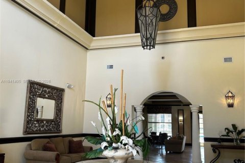 Condo in Miramar, Florida, 2 bedrooms  № 1998598 - photo 17