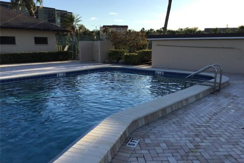 Condominio en venta en Saint Petersburg, Florida, 2 dormitorios, 104.98 m2 № 1582061 - foto 30