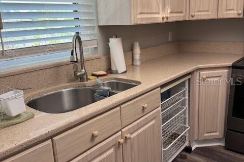 Condominio en venta en Saint Petersburg, Florida, 2 dormitorios, 104.98 m2 № 1582061 - foto 3