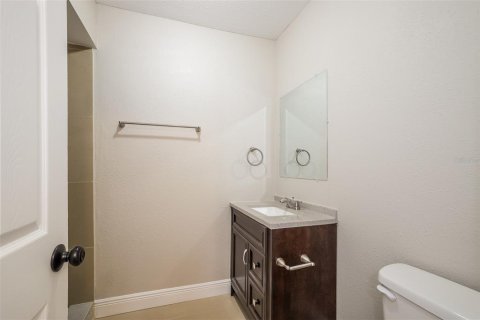 Villa ou maison à louer à Kissimmee, Floride: 4 chambres, 111.58 m2 № 2413832 - photo 8