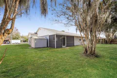 Villa ou maison à louer à Kissimmee, Floride: 4 chambres, 111.58 m2 № 2413832 - photo 13