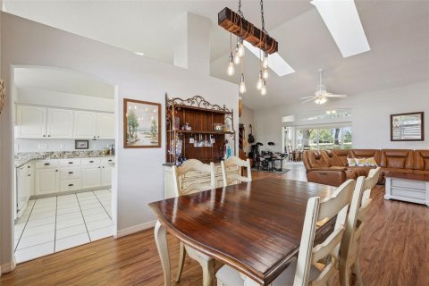 Villa ou maison à vendre à Leesburg, Floride: 3 chambres, 233.37 m2 № 2423736 - photo 8