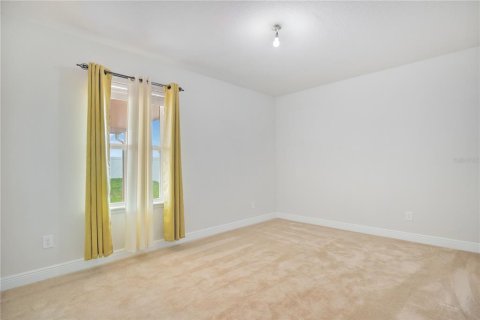 House in Apopka, Florida 4 bedrooms, 211.63 sq.m. № 2205110 - photo 21
